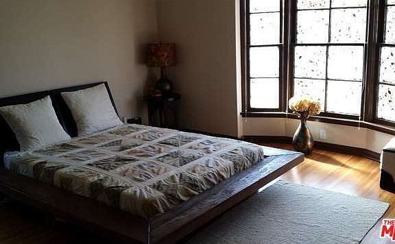 5th image of 4661 W 63rd St