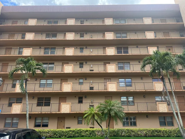 3001 W Rolling Hills Cir, Fort Lauderdale, FL