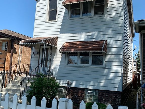 2nd image of 3751 S Emerald Ave