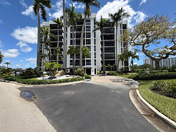 2nd image of 7738 Lakeside Boulevard #373
