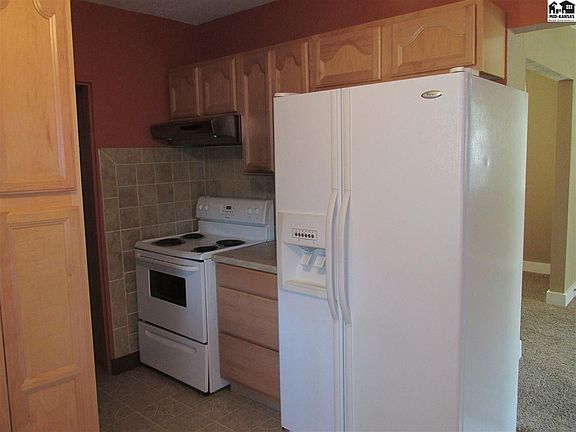 5th image of 219 W 24th Ave