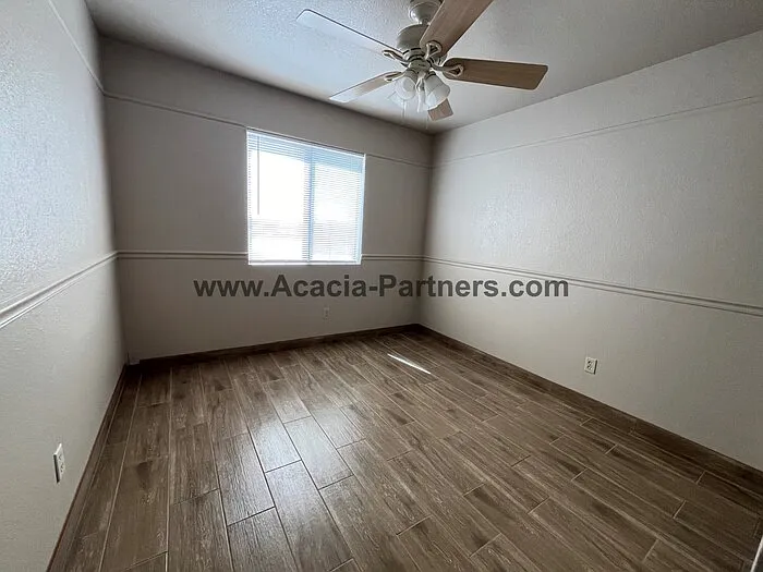 426 S Ridgefield Ave — Photo 13