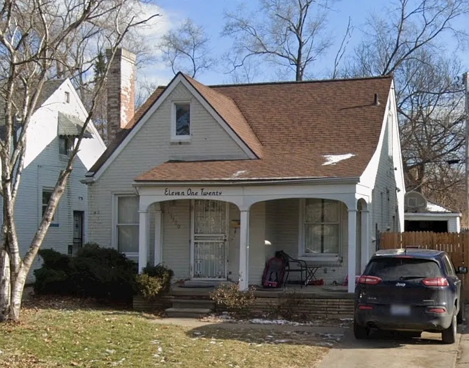 11120 Lakepointe St