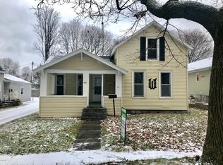 404 N Webster St, Greenville, MI 48838