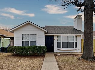 10320 Nantucket Village Ct, Dallas, TX 75227