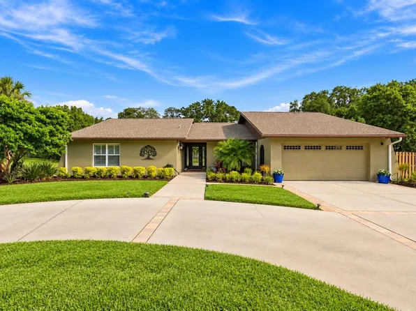 8985 FAIRCHILD COURT, NEW PORT RICHEY, FL 34654