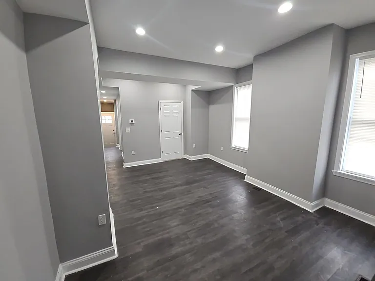 1246 Cleveland St — Photo 3