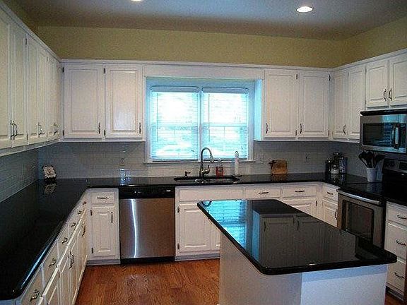 4th image of 109 Mountain Brooke Dr