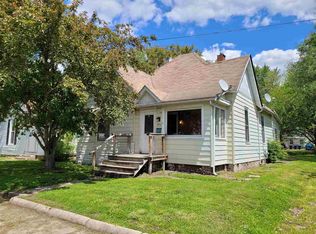 1817 N 12th St, Terre Haute, IN 47804