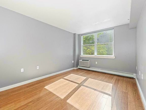 5th image of 303 W 146th St #3F