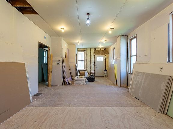 4th image of 713 Oneill St
