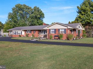 61 Acorn Ln, Dover, DE 19901