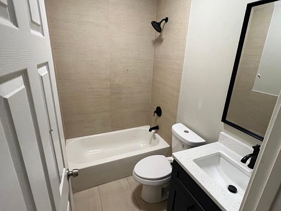 5th image of 1454 S Kostner Ave #1