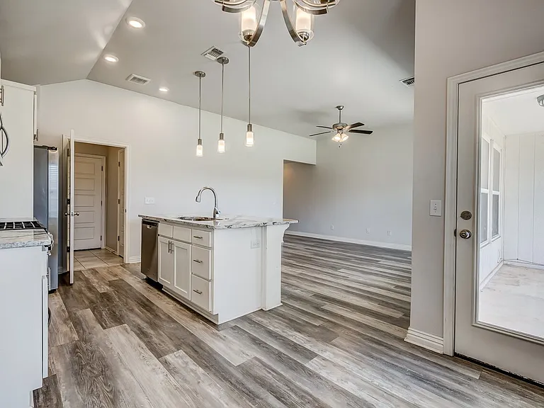 4323 W Country Club Dr — Photo 18