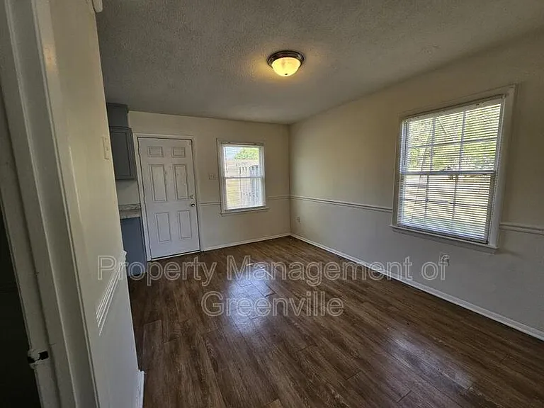 6526 White Horse Rd #17F — Photo 3