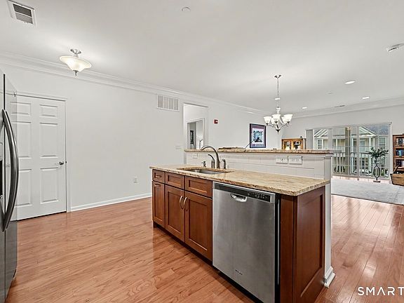 4th image of 215 Center Meadow Lane #215