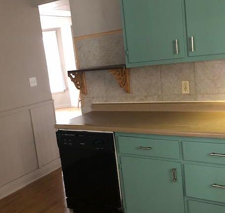 3rd image of 512 Illinois St #1