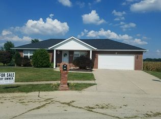 13188 Prairie Grass Ln, Breese, IL
