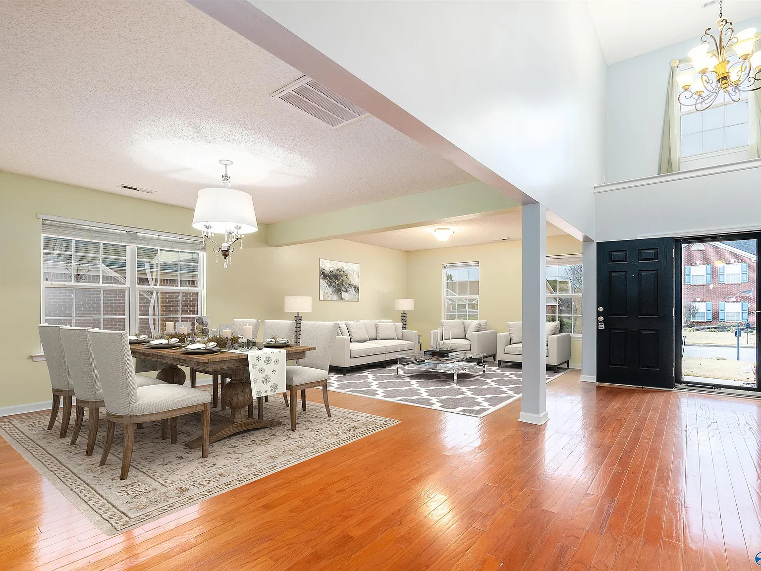 5 bed, 3.5 bath, 4060 sqft, $2,350 — Photo 4