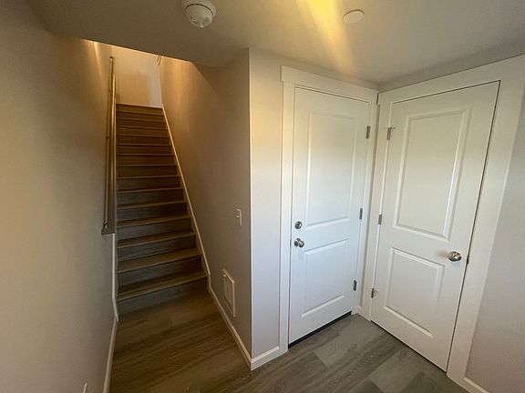 3rd image of 3112-3120 Q Ave #3118