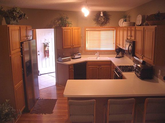 Spacious kitchen