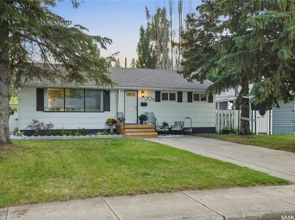 1706 Ewart AVENUE, Saskatoon, SK S7H 2L2