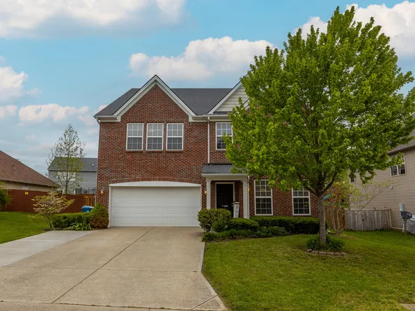 238 Wilderness Cove Ln, Georgetown, KY 40324