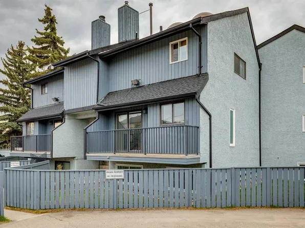 123 N 13th Ave NE #10, Calgary, AB T2E 1B5