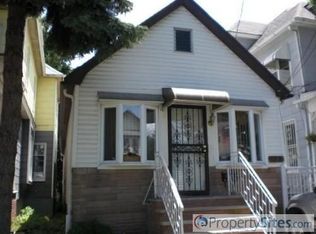 10218 92nd Ave, Richmond Hill, NY 11418
