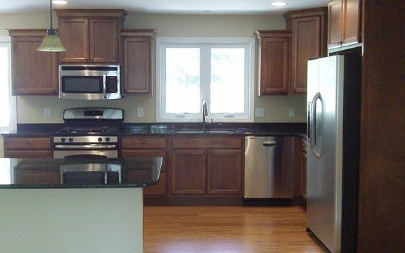 4th image of 23 Guildford Dr