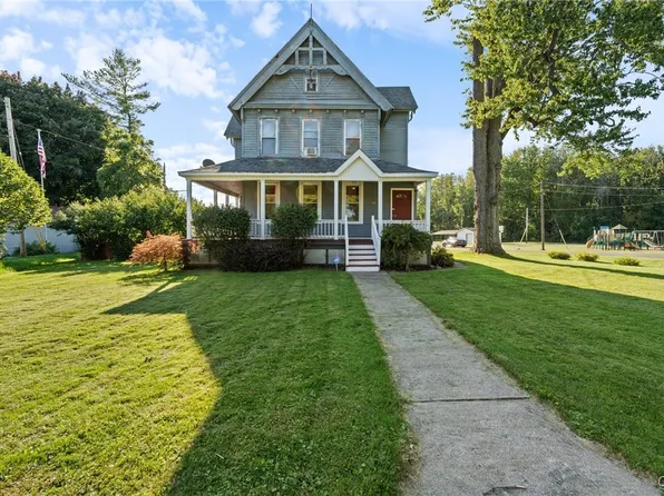 125 N Willow St, Oneida, NY 13421