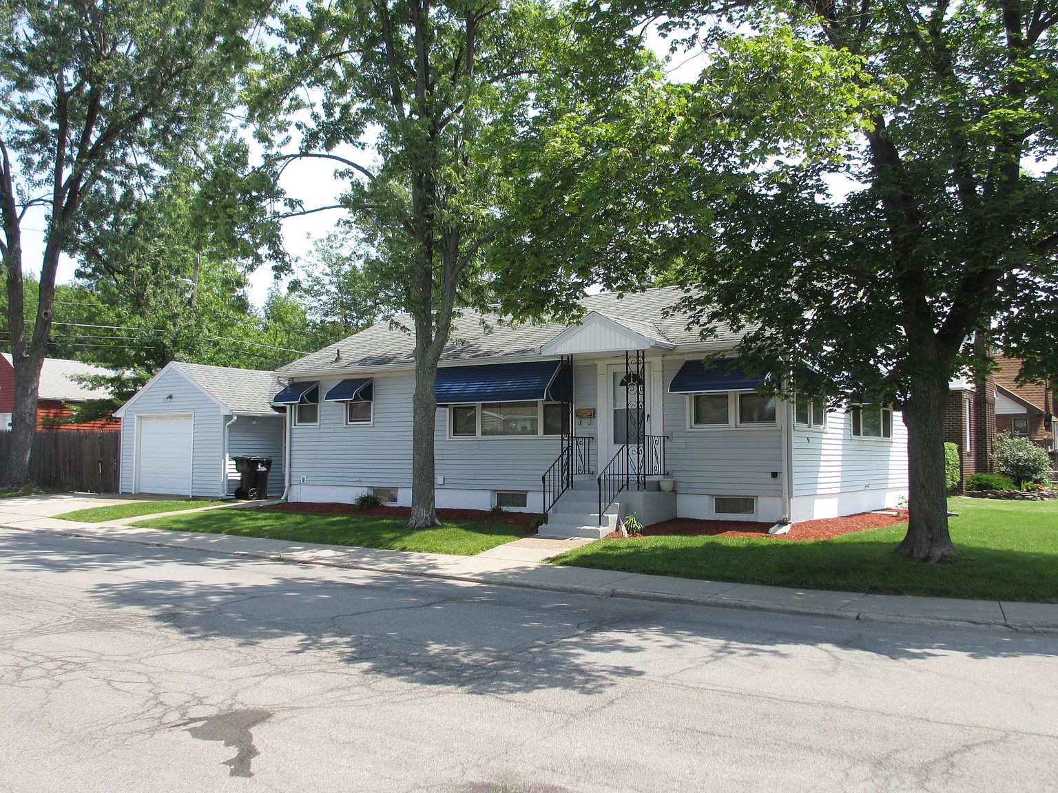 91 Woodward Ave, Kenmore, NY 14217 Zillow