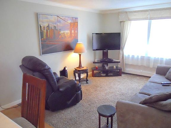 5th image of 45 Independence Ave #2