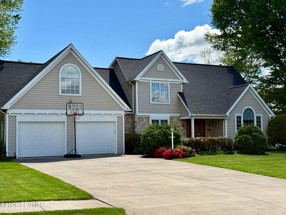 1st image of 303 Rhoads Ave