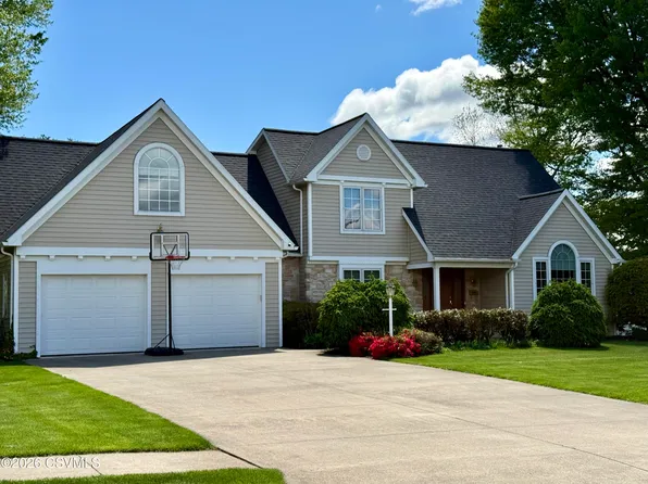 303 Rhoads Ave, Selinsgrove, PA 17870