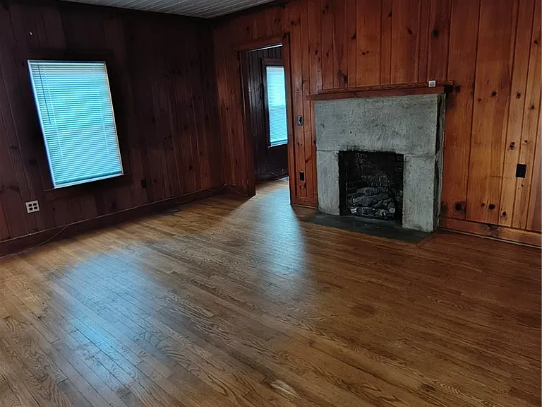 346 Clemson St — Photo 2