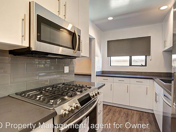 3rd image of 310 N Crescent Dr APT 309
