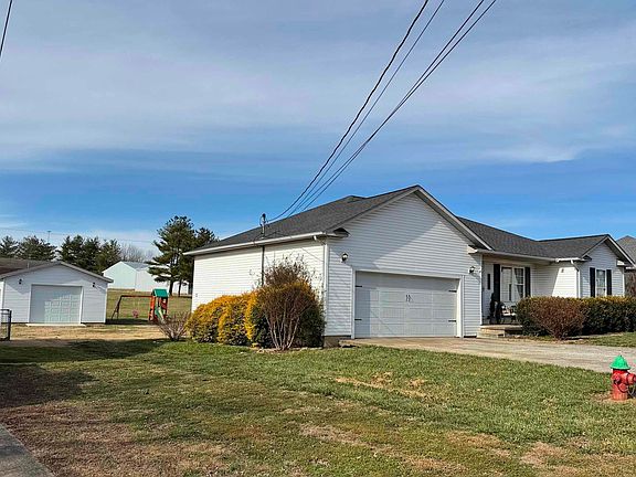 2nd image of 303 Fairview Dr