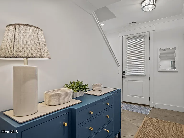 1622 Swordfish Ln #1 — Photo 11