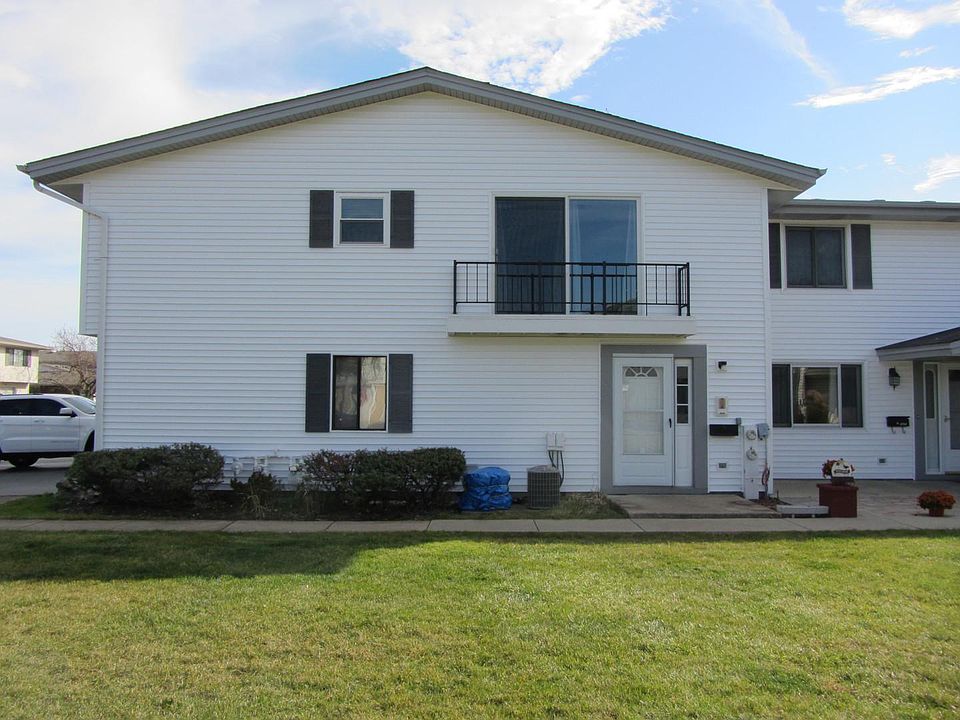 1st image of 1032 Sagamore Dr #0