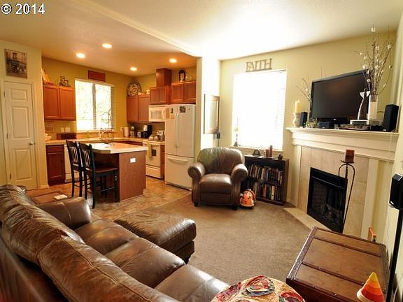 2nd image of 8729 NE 16th Ave