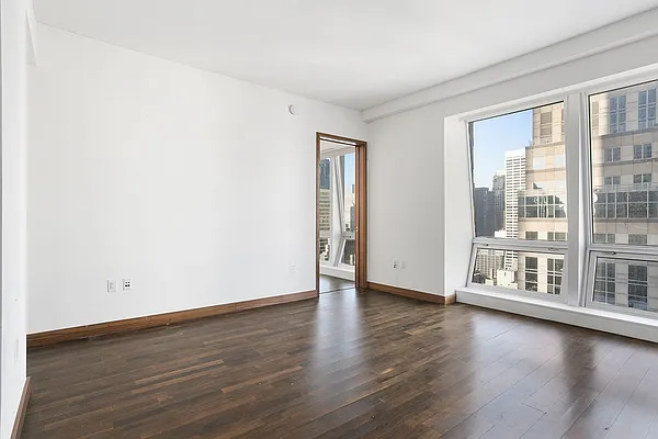 Rented by Compass | media 40