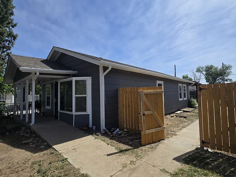 8020 Jasmine St — Photo 1