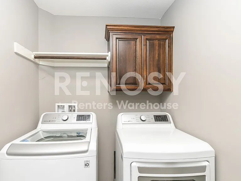 1312 NW 95th St — Photo 3