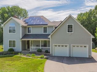 153 Stanavage Rd, Colchester, CT 06415