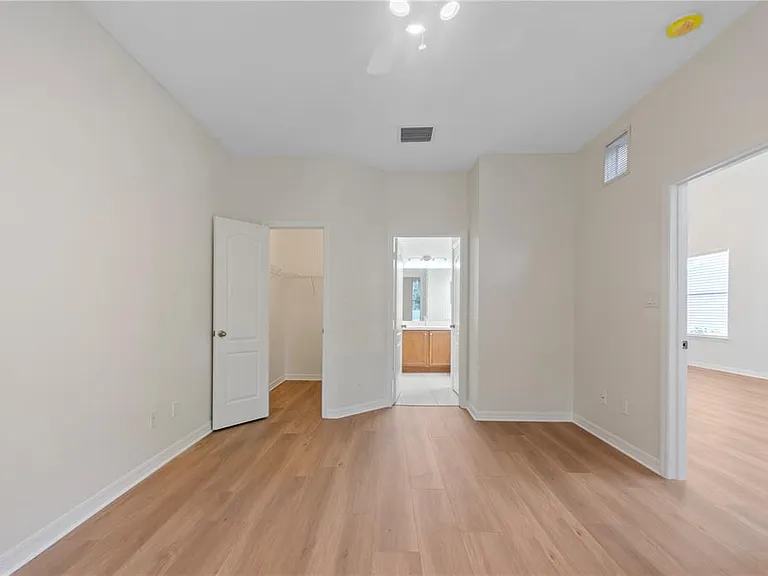 118 Chippendale Ter — Photo 16