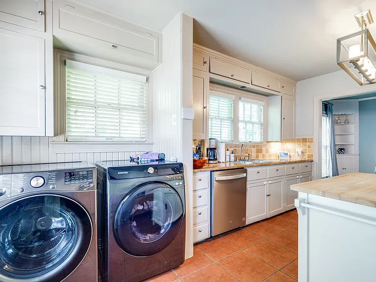 6006 Penrose Ave — Photo 8