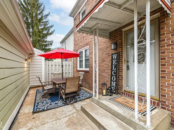 383 Carmelaire Ct, Carmel, IN 46032