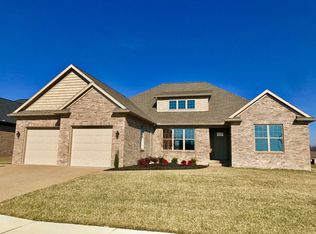 1226 Ladbrooke Dr, Evansville, IN 47725
