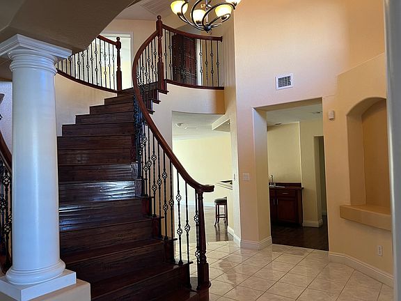 4th image of 9121 Terrace Ridge Ct
